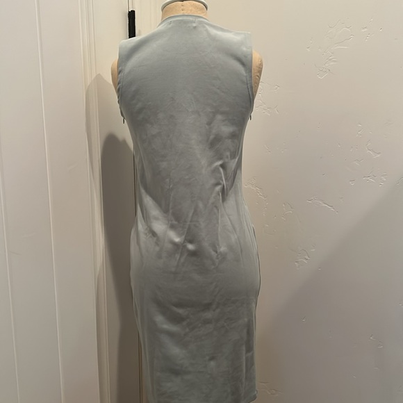 Legoe. Heritage Sleeveless Dress - Picture 5 of 7